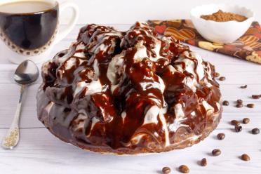 Delicious Chocolate Sponge Cake for Holidays