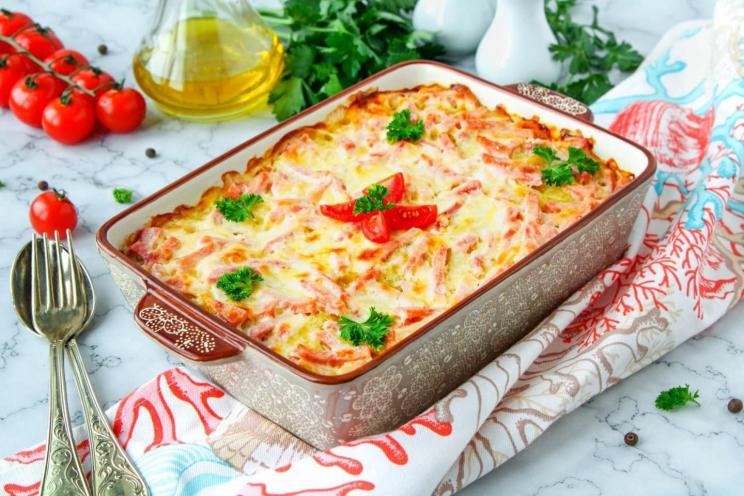 Cheesy Ham-Stuffed Baked Potatoes