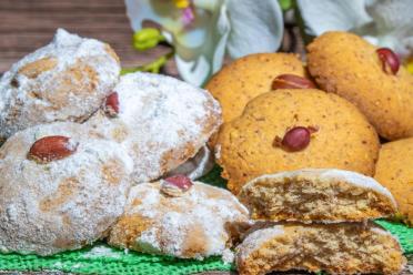 Peanut Vanilla Shortbread Cookies