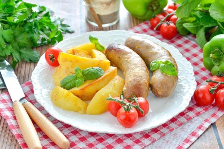 Oven-Baked Sausages and Potatoes: Easy Family Dinner Oven-Baked Sausages and Potatoes: Easy Family Dinner