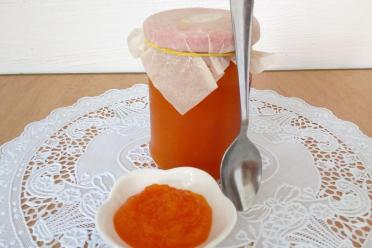 Bright and Budget-Friendly Carrot Jam
