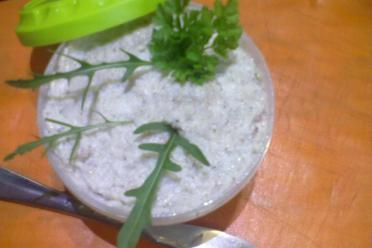 Quick & Tasty Lard Spread for Snacks