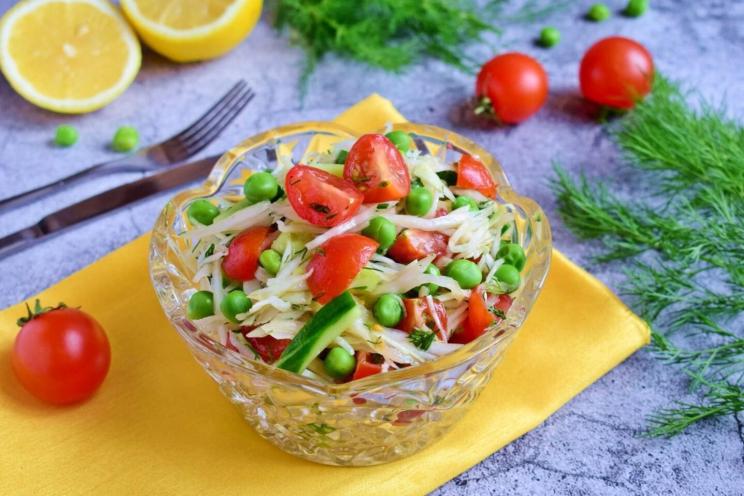 Simple & Fresh Cabbage and Green Pea Salad
