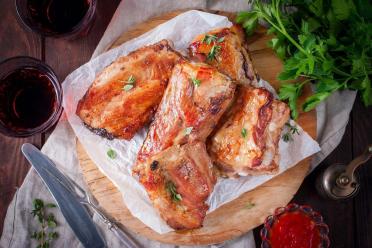 Oven-Baked Marinated Pork Ribs