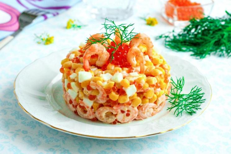 Royal Shrimp and Red Caviar Salad Royal Shrimp and Red Caviar Salad
