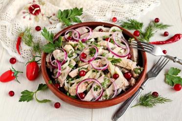 Zesty Pork and Onion Salad for Any Occasion
