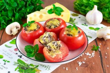 Baked Tomato and Mushroom Delight