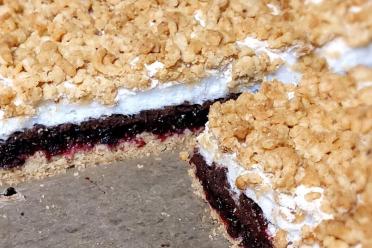 Polish Pie "Plesniak": A Perfect Blend of Flavors