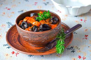 Savory Sweet Beef Stew with Prunes