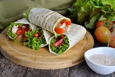 Easy Chicken & Veggie Tortillas