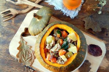 Oven-Baked Pumpkin Stuffed with Meat and Veggies