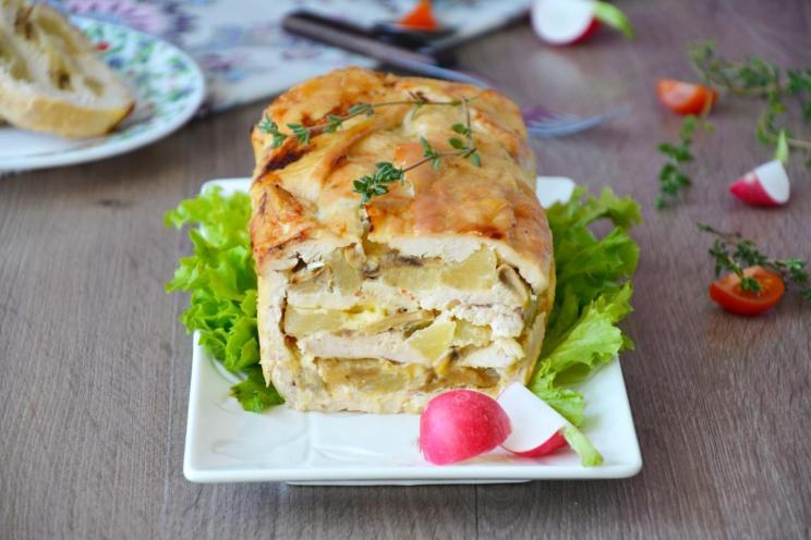 Chicken & Mushroom Snack Cake with Pineapple