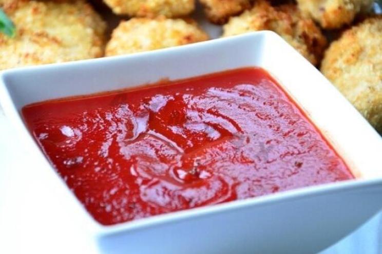Quick & Spicy Homemade Tomato Ketchup