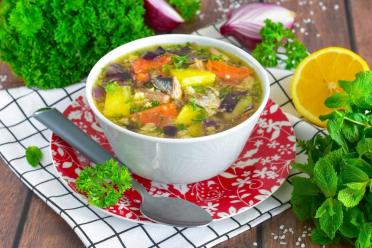 Quick and Flavorful Canned Fish Soup with Millet