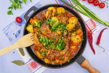 Savory Stewed Rabbit and Potatoes