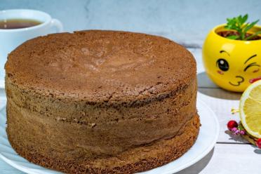 Easy Fluffy Sponge Cake Recipe