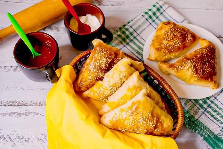Quick & Easy Meat Puff Pastry Samsa Quick & Easy Meat Puff Pastry Samsa