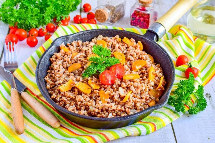 Hearty Buckwheat Porridge with Carrots and Onions