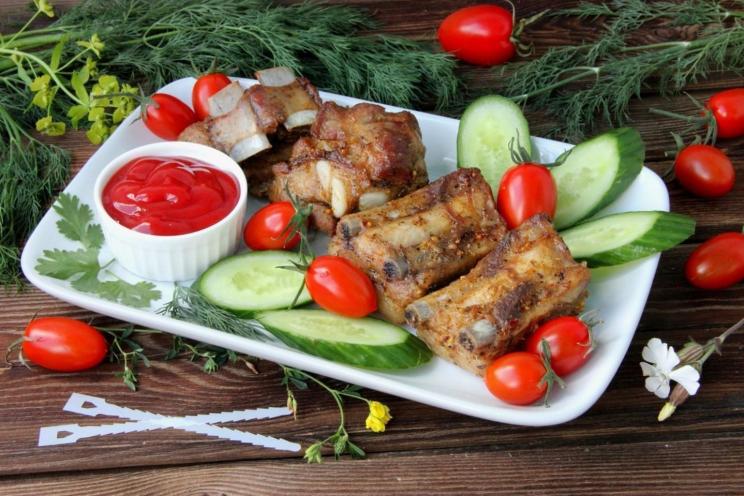 Oven-Baked Pork Ribs in a Sleeve