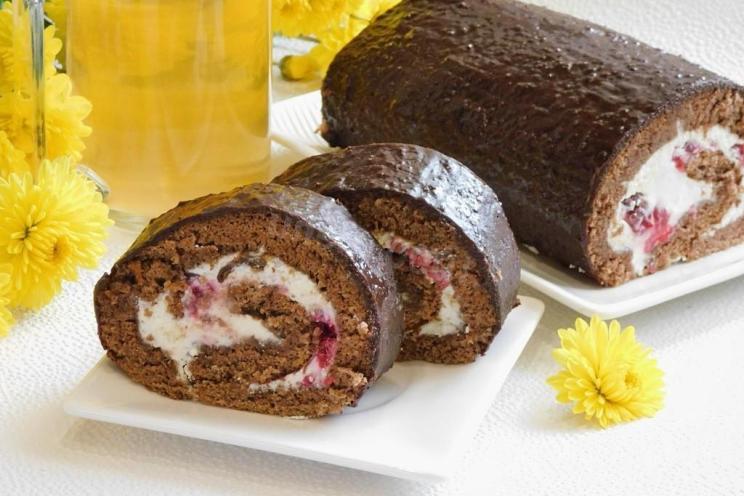 Quick and Easy Chocolate Roll