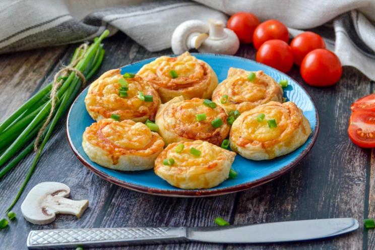 Cheese & Ham Puff Pastry Snails