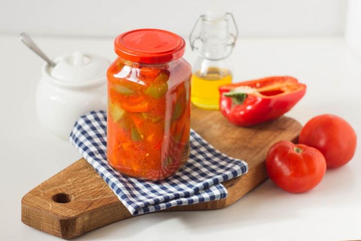 Delicious Tomato Lecho for Any Dish
