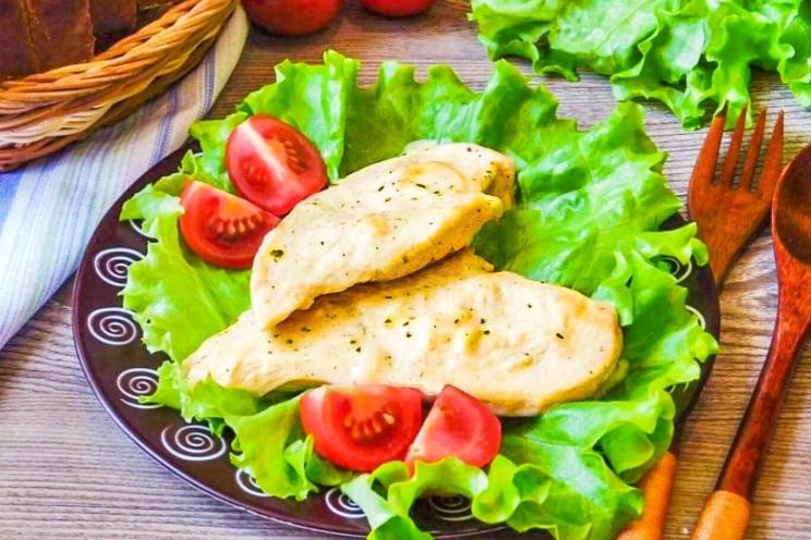 Creamy Pan-Seared Chicken Fillet Creamy Pan-Seared Chicken Fillet