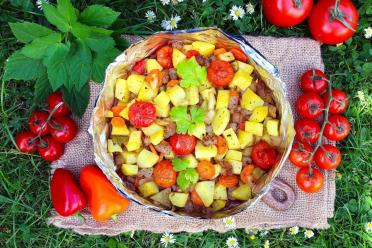 Rustic Tandoor-Grilled Vegetables for Summer Picnics