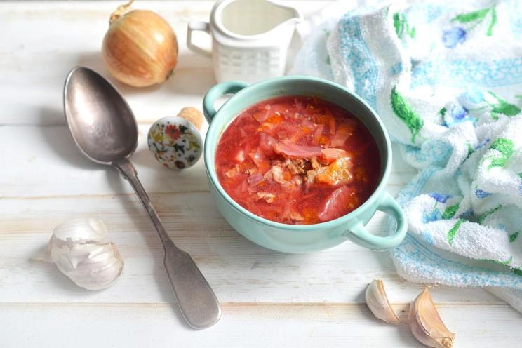 Cozy Family Russian Borscht with Beets & Tomatoes Cozy Family Russian Borscht with Beets & Tomatoes