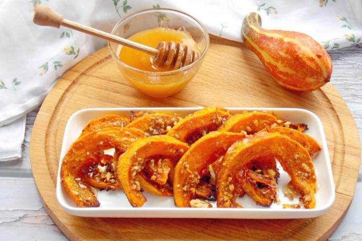 Honey-Baked Pumpkin Slices with Nuts