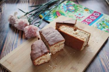 Golden Honey Sponge Cake