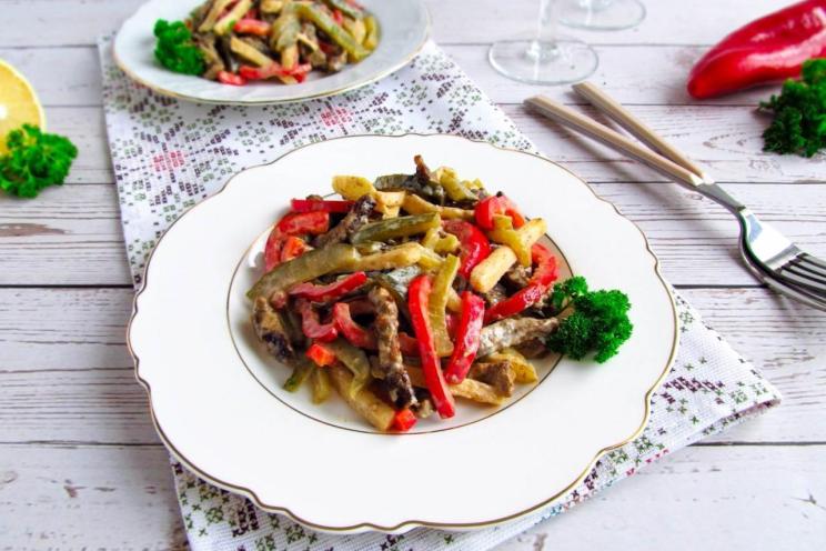 Beef and Bell Pepper Prague Salad