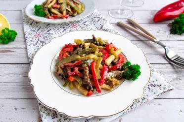 Beef and Bell Pepper Prague Salad