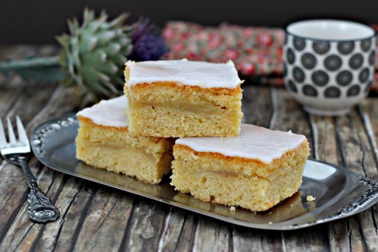 Glazed Apple Shortcrust Pie