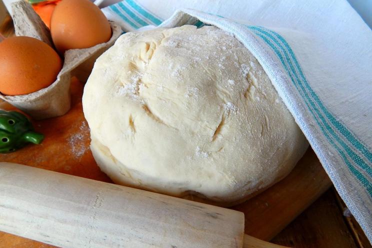 Fluffy and Delicious Yeast Dough for Any Baking