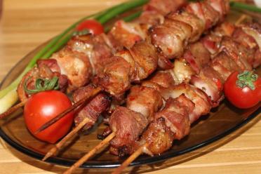 Tender Pork & Smoked Brisket Skewers