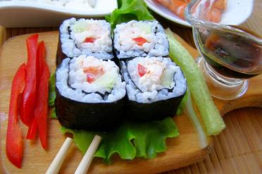 Fresh & Flavorful Shrimp Cucumber Rolls