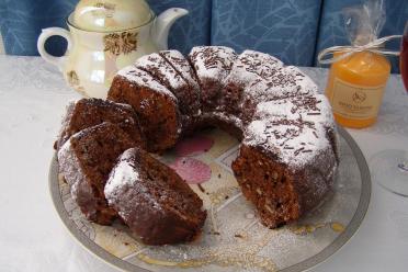 Raisin Nut Chocolate Cupcake Delight