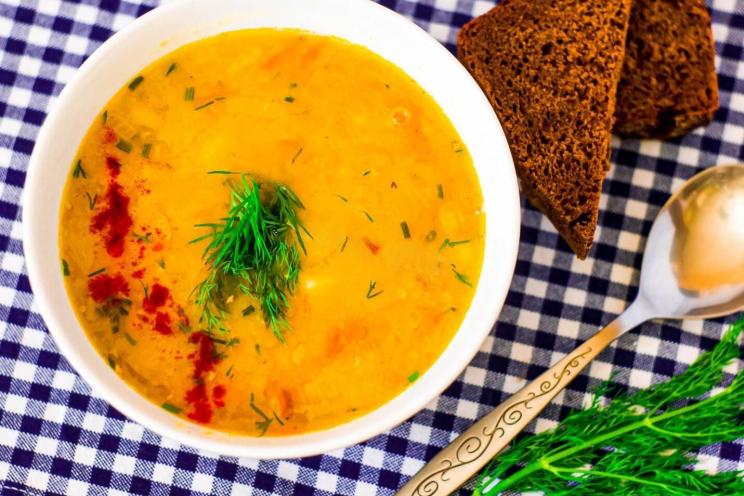 Hearty Lenten Pea Soup