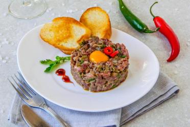 French-Style Beef Tartare: A Gourmet Delight