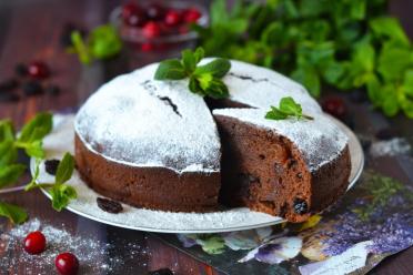 Lenten Honey Gingerbread Delight