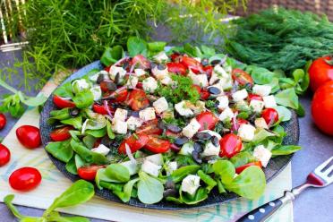 Pumpkin Seed Veggie Salad