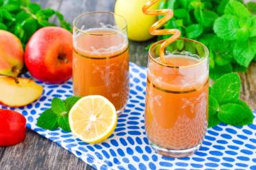 Homemade Fresh Apple Juice Recipe