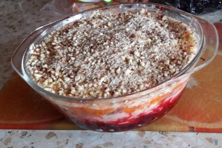 Nutritious Veggie & Dried Fruit Salad Nutritious Veggie & Dried Fruit Salad