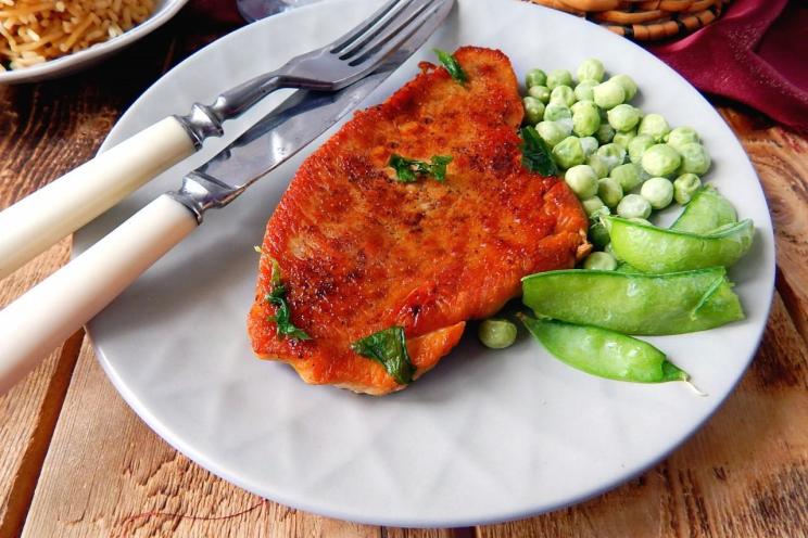 Pan-Seared Pork Steak with Black Pepper