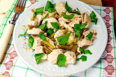 Quick & Healthy Chicken Green Bean Stir-Fry