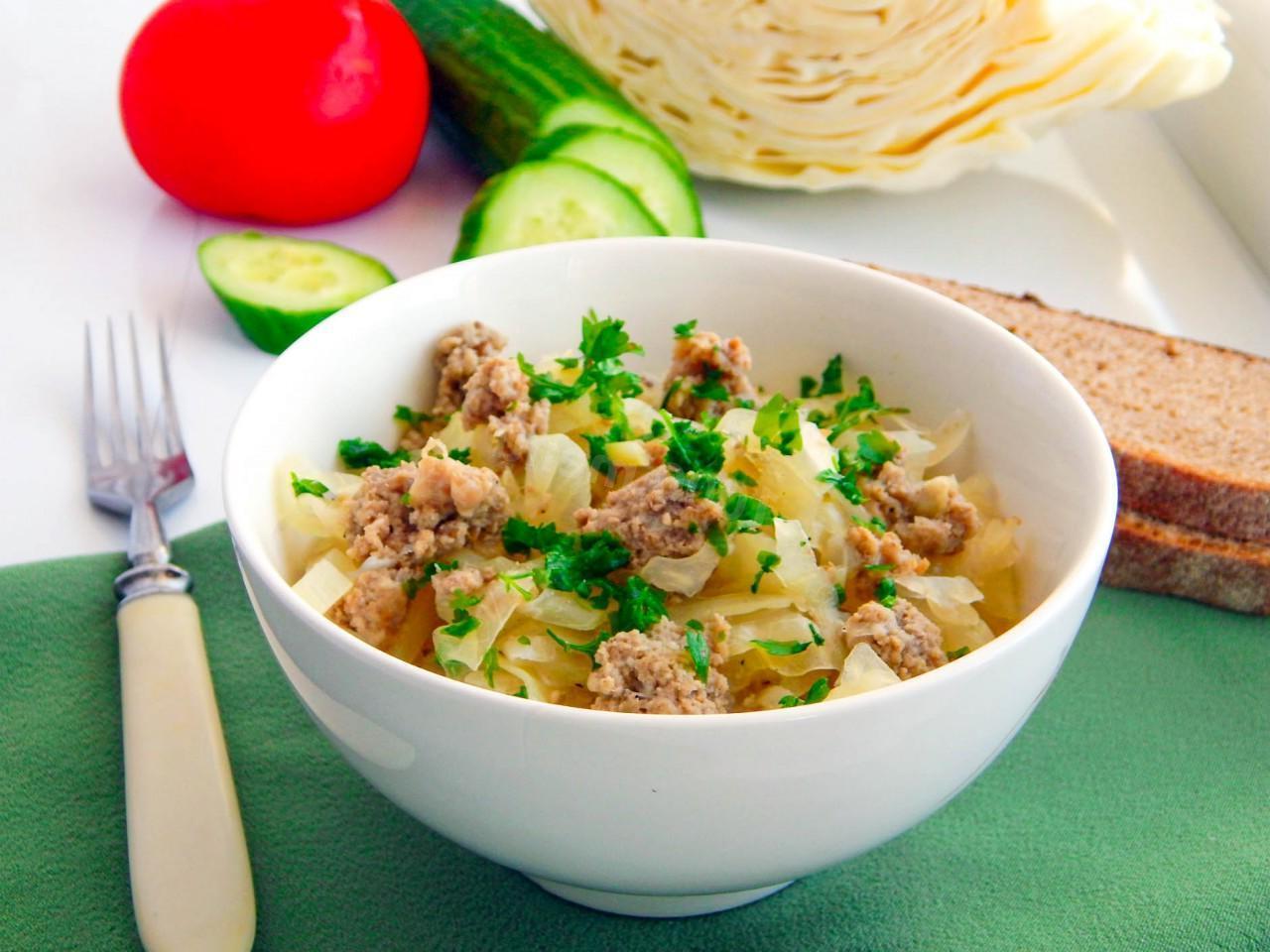 Slow Cooker Cabbage and Minced Meat Delight