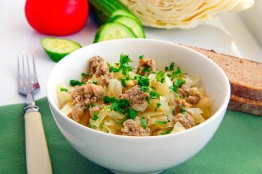 Slow Cooker Cabbage and Minced Meat Delight