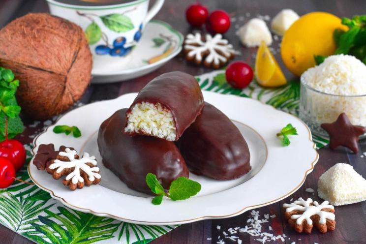 Easy 3-Ingredient Homemade Bounty Bars