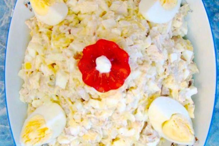 Chicken & Cheese Delight Salad